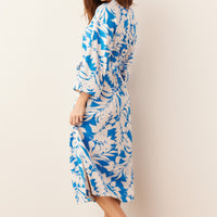 Vera Cloud Jersey Midi Robe in Serene